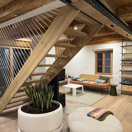 Apartment Grand In Archelule