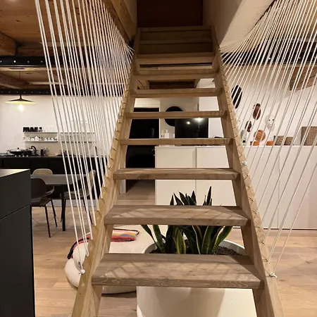 Apartment Grand In Archelule *